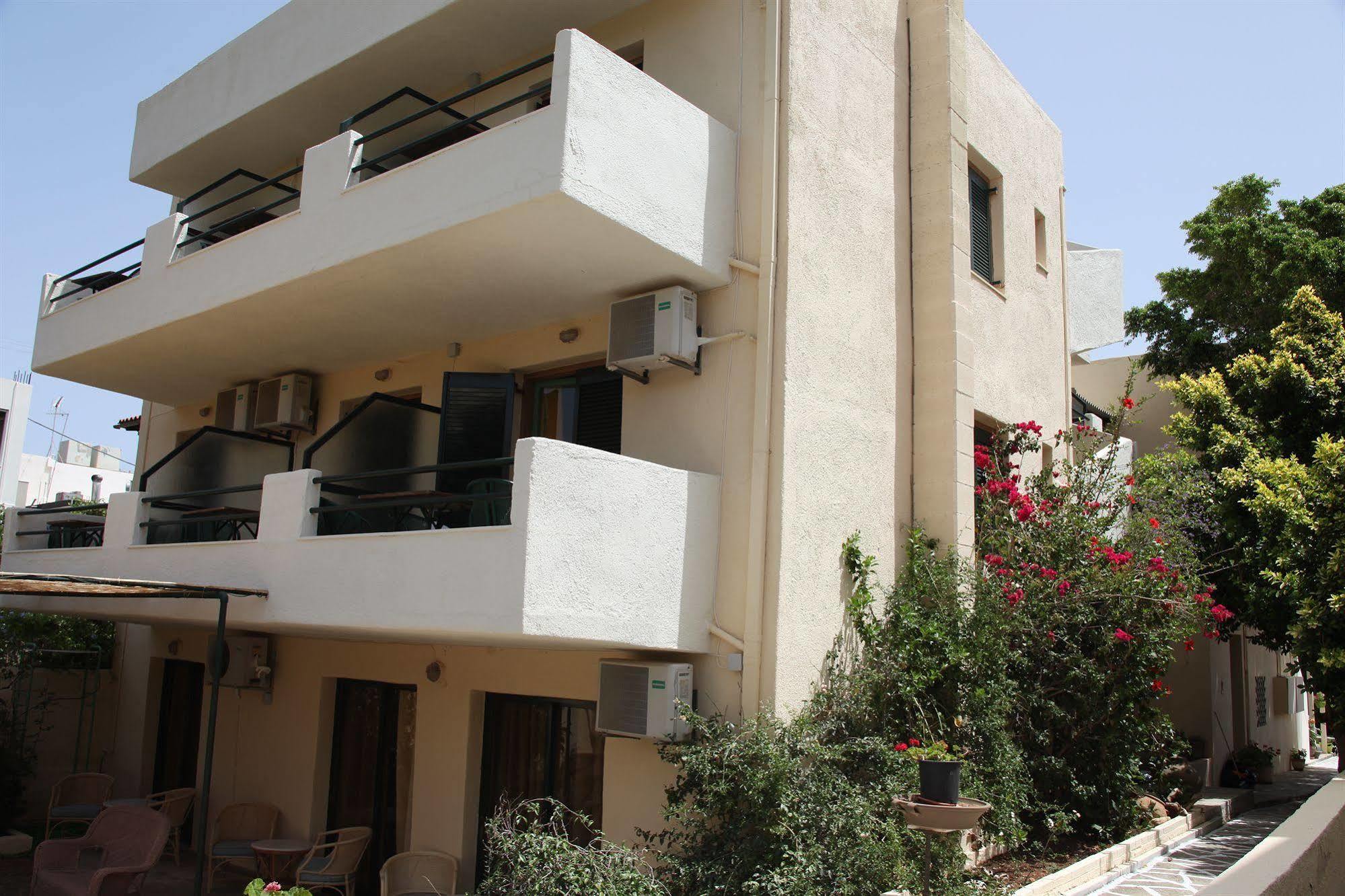 Elounda Olive Garden Apts & Studios Buitenkant foto